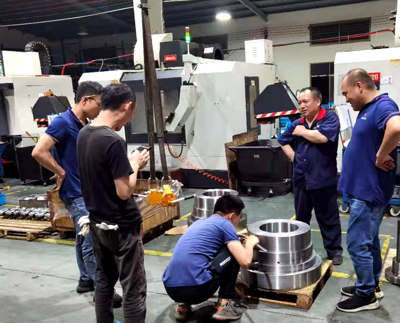 员工检验大型球速体育·（中国）唯一官方网站零件